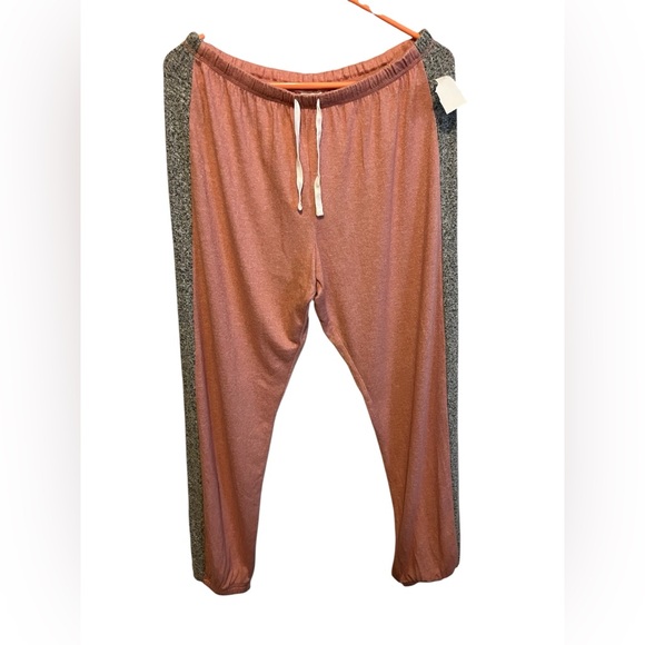 VICTORIA’S SECRET PINK & GREY JOGGERS - Picture 7 of 16